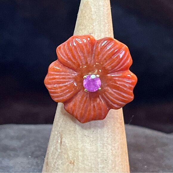 NWT Carved Red Jade & Niassa Ruby Primrose Floral Ring Yellow Gold /Sterling - Picture 1 of 13